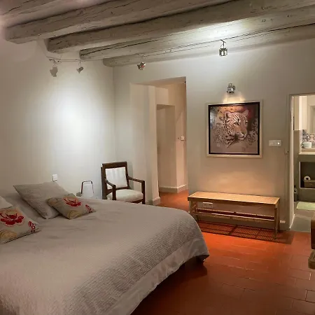 Ermitage Notre Dame De Vacquieres Bed & Breakfast *
