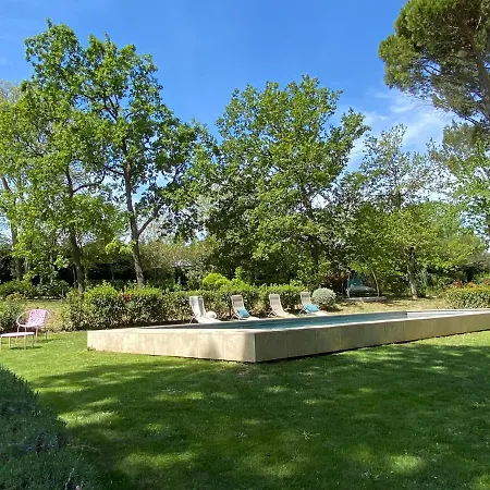 Ermitage Notre Dame De Vacquieres Bed & Breakfast *